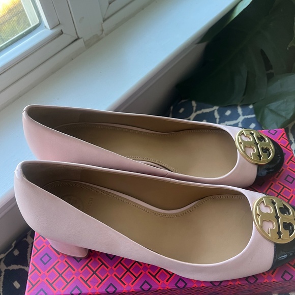 Tory Burch Chelsea 50mm Captoe pump Seashell Pink/Perfect Navy Size 10 - Picture 5 of 8